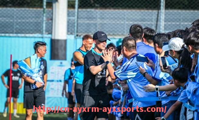 爱游戏体育-英超球队纽卡斯尔队概况及近期表现